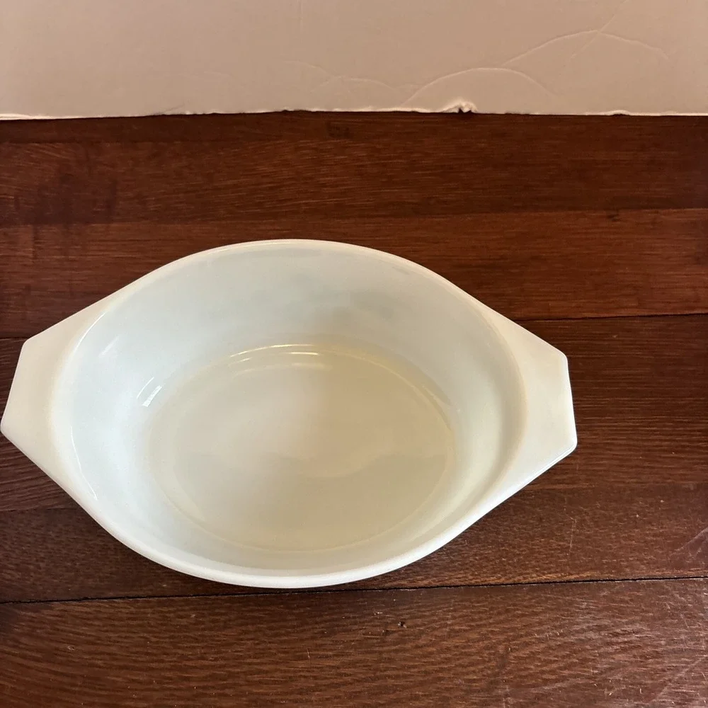 Pyrex‎ 043 Green Honeysuckle casserole oval dish white/green 1 1/2 quart